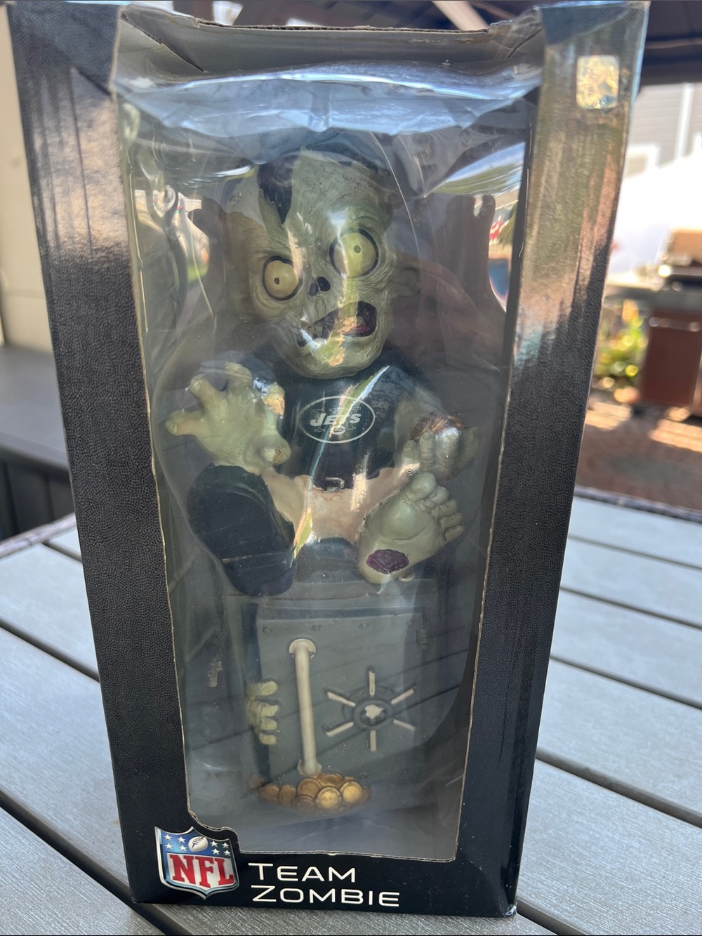 Forever Collectibles Green and Black NFL Team Zombie Figurine Jets